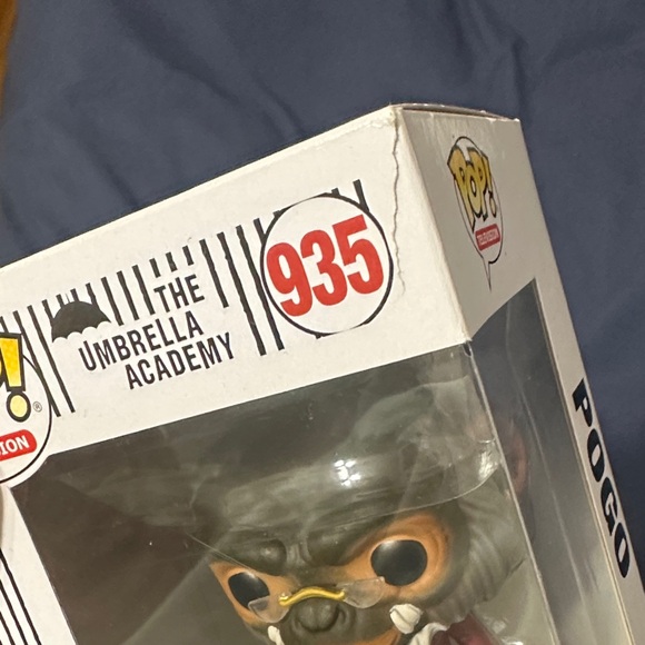Funko Pop The Umbrella Academy Pogo in Gray and Brown - Picture 5 of 5